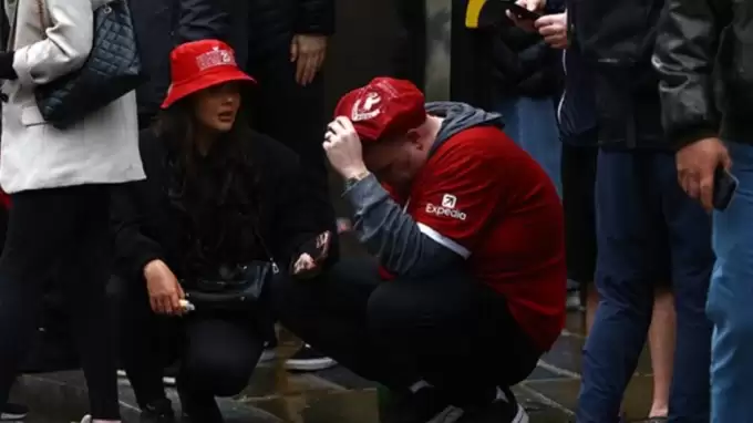 Şampiyonluk kutlamalarında şoke eden olay! Aracıyla kalabalığın arasına daldı