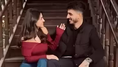 Samet Akaydin dünyaevine giriyor! Diz çöküp evlenme teklif etti