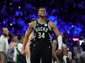 Antetokounmpo'dan Cristiano Ronaldo'ya çağrı: Yunanistan'da oyna!