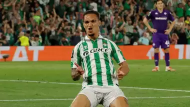 Real Betis'ten Antony hamlesi! Bonservis...