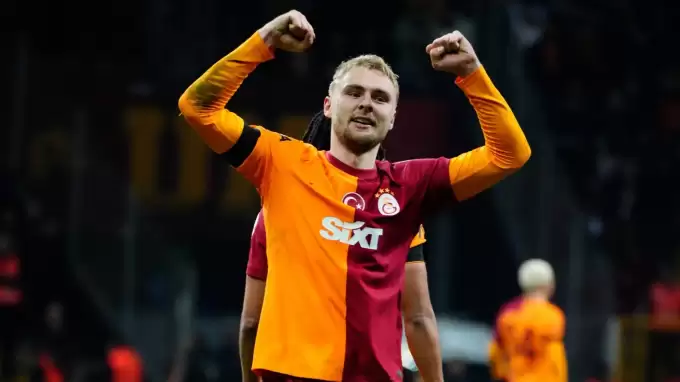 Victor Nelsson'a sürpriz talip: İtalya'da kalıyor!