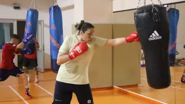 Elif Güneri: "Hedefim kız çocuklarına ilham kaynağı olmak"