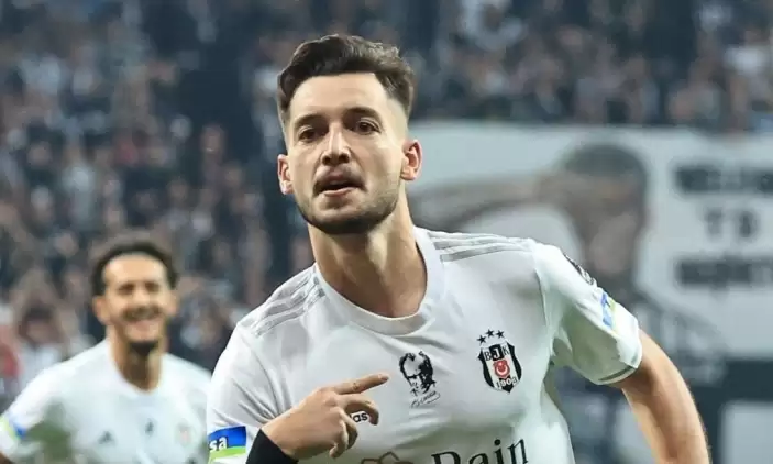 Beşiktaş'tan flaş takas hamlesi! Osayi olmadı, Tayyip Talha'ya karşılık yerli sağ bek...