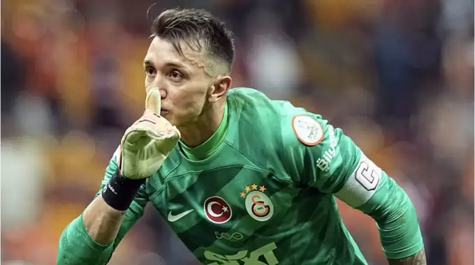 Muslera, Süper Kupa finalini anlattı: "Biz Fenerbahçe'yi alkışlayacaktık ama..."