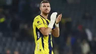 İtalyanlar duyurdu: Edin Dzeko, iki yıllık sözleşme imzaladı