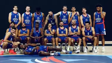Anadolu Efes'te iki isim Süper Lig yolcusu!