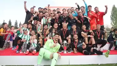 Şampiyon kadroda yaprak sökümü! 6 ayrılık resmen açıklandı!