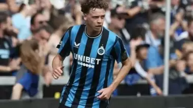 Brighton'dan Maxim de Cuyper'e imza