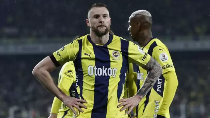 Fenerbahçe'ye şok! Oynamak istediği futbolcuyu açıklayan Skrinar, yeni takımı için ipuçu verdi