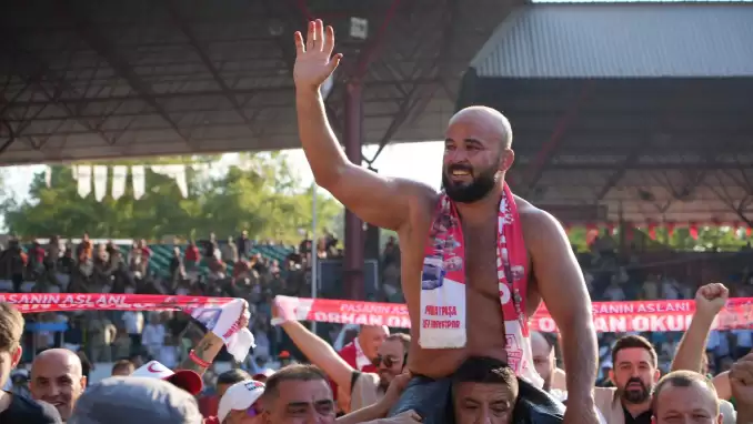 664. Kırkpınar başpehlivanı Orhan Okulu oldu