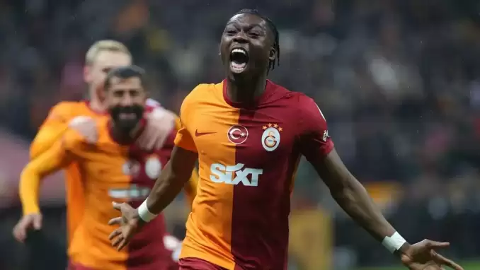 Derrick Köhn'den Galatasaray kararı: Talebini yönetime iletti