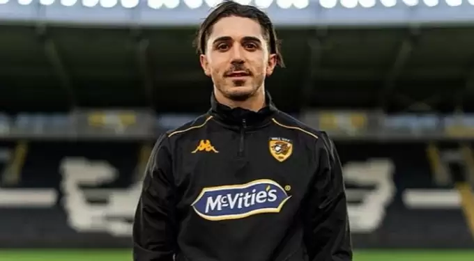 Ajansspor duyurmuştu, transferde resmi imzayı attı! İşte Abdülkadir Ömür'ün Süper Lig'deki yeni takımı...