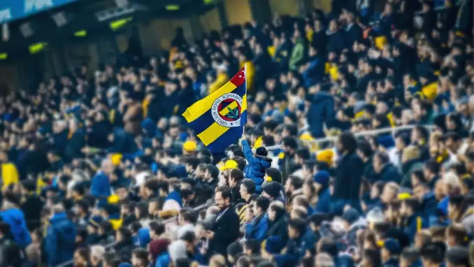 Fenerbahçe'de 3 imza, bir ayrılık! Resmi açıklama geldi...