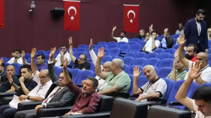 Elazığspor yönetimi ibra edildi