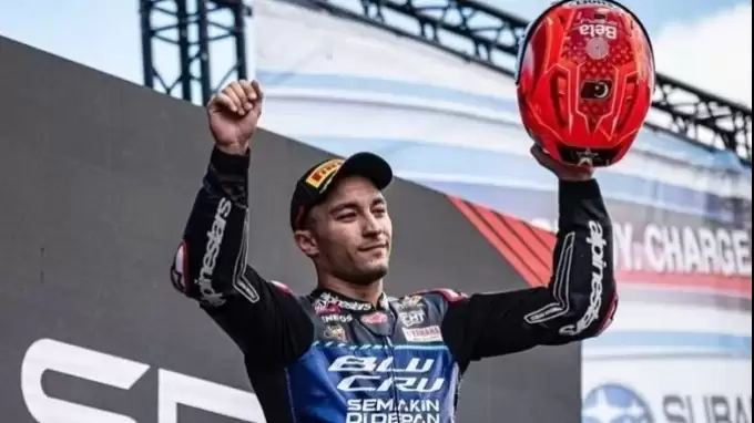 Can Öncü, İngiltere'de birinci oldu