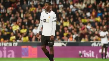 Arsenal, Cristhian Mosquera transferinde sona yaklaştı