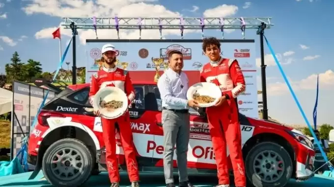 Kerem Kazaz, Kapadokya Rallisi'ni birincilikle tamamladı