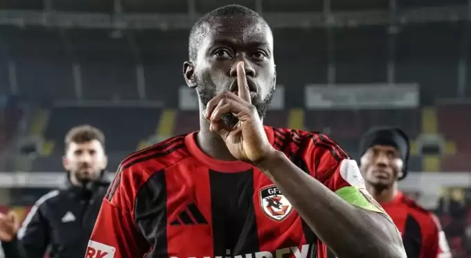 Badou Ndiaye'nin transfer görüşmesi yaptığı kulüp ortaya çıktı