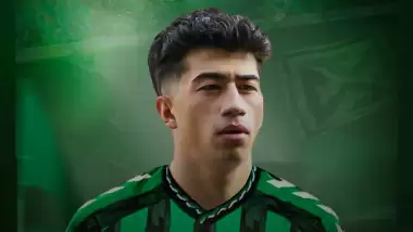 Sakaryaspor'a genç sol bek! İmzayı attı...