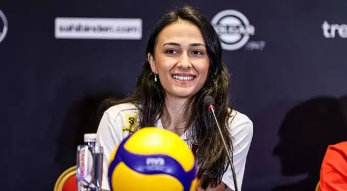 Simge Aköz: "Sahada elimizden gelenin en iyisini yapmaya çalışacağız"