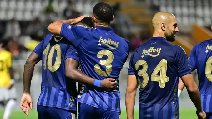 Fenerbahçe'de Jhon Duran ilk maçında şov yaptı