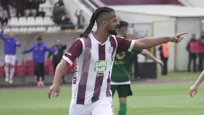 Manisa FK'dan hücum operasyonu! Fransız golcüyle söz kesildi...