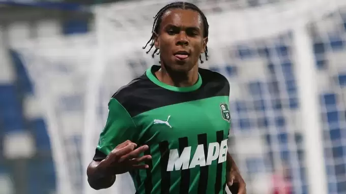 Lauriente bombası! İngiltere'ye gidişi iptal oldu, Süper Lig devi devreye girip anlaşma sağladı