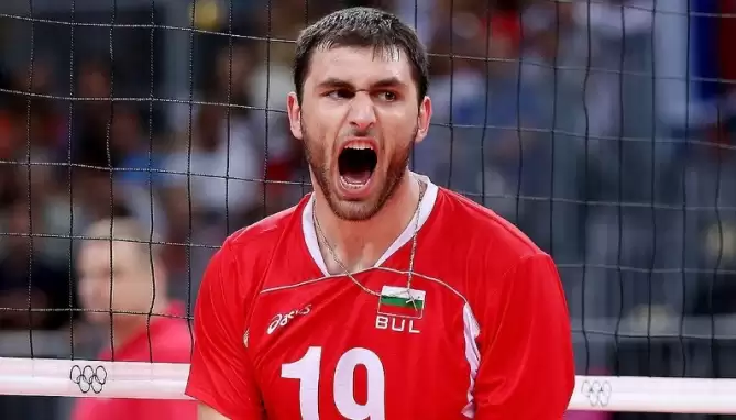 9 yıl sonra şampiyonluklar yaşadığı takıma geri döndü