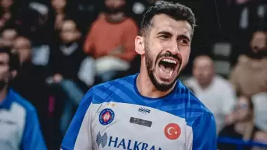 Halkbank, 38 yaşındaki oyuncusuyla sözleşme uzattı
