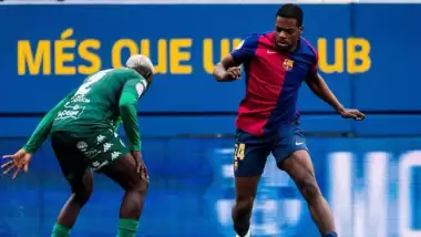 Barcelona forması giymişti: Van Spor ile anlaştı!