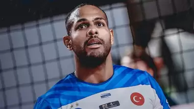 Halkbank Voleybol Takımı, Leal ile sözleşme yeniledi