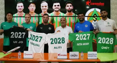 Alanyaspor'da 5 futbolcunun sözleşmesi uzatıldı