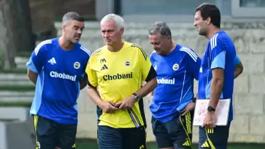Deplasmanda sessiz başla, gürültülü bitir: Mourinho’nun Feyenoord stratejisi