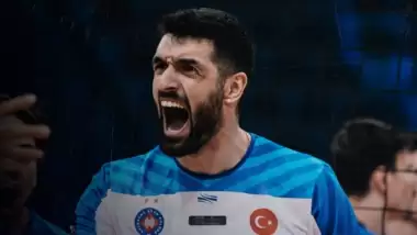 Halkbank'tan 3 imza