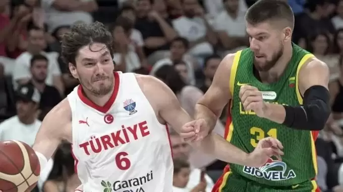 12 Dev Adam, Litvanya'ya mağlup