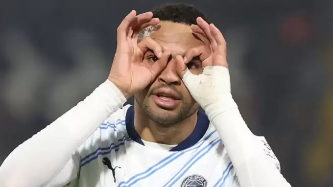 Türk futbol tarihinin en pahalı satışı olacak! En-Nesyri'ye Premier Lig kancası