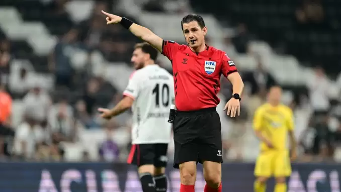 Trio, tartışmalı pozisyonları yorumladı! Halil Umut Meler'in vermediği iki penaltı...