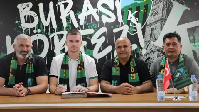 Körfez stoper transferini bitirdi!