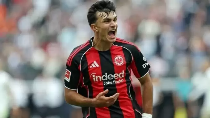 Bundesliga'da Can Uzun fırtınası! Maça damga vurdu