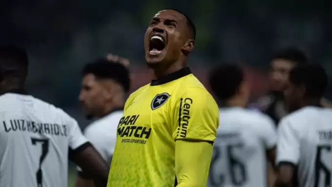 Galatasaray'ın radarındaki kaleciye Fenerbahçe'den kanca!