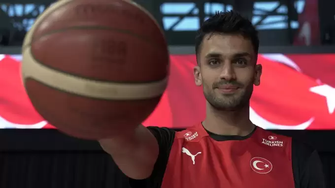 Ömer Faruk Yurtseven, EuroBasket'te madalya için yapmaları gerekeni açıkladı