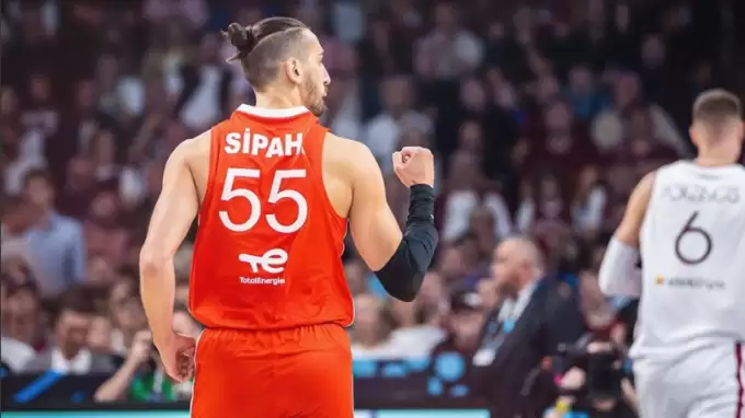 12 Dev Adam'dan EuroBasket'e sert giriş! Letonya'yı ezip geçtiler...