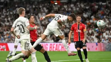 Arda Güler, Real Madrid'i zirveye taşıdı!