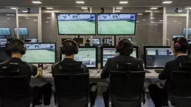 Fenerbahçe, Beşiktaş ve Trabzonspor'un maçlarında görev yapacak VAR hakemleri açıklandı