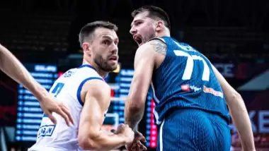 Doncic'li Slovenya, zorlansa da kazandı...