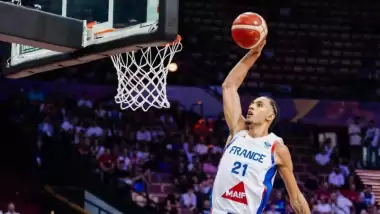 Fransa, gövde gösterisi yaparak Son 16 Turu'na çıktı