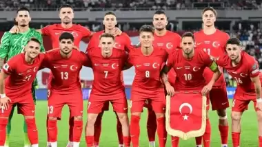 Merih Demiral: "Dünya Kupası yolunda tek yürek"