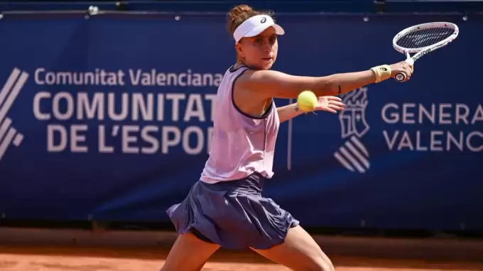 Zeynep Sönmez turnuvadan elendi, WTA ana tablo galibiyetini aldı