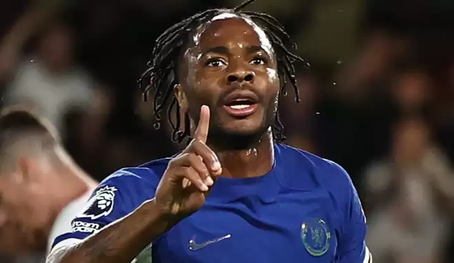 Raheem Sterling ikna olmuyor