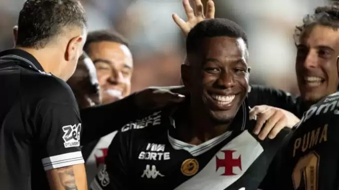 Galatasaray'dan ayrılan Cuesta'dan Vasco'daki ilk maçında şık gol!